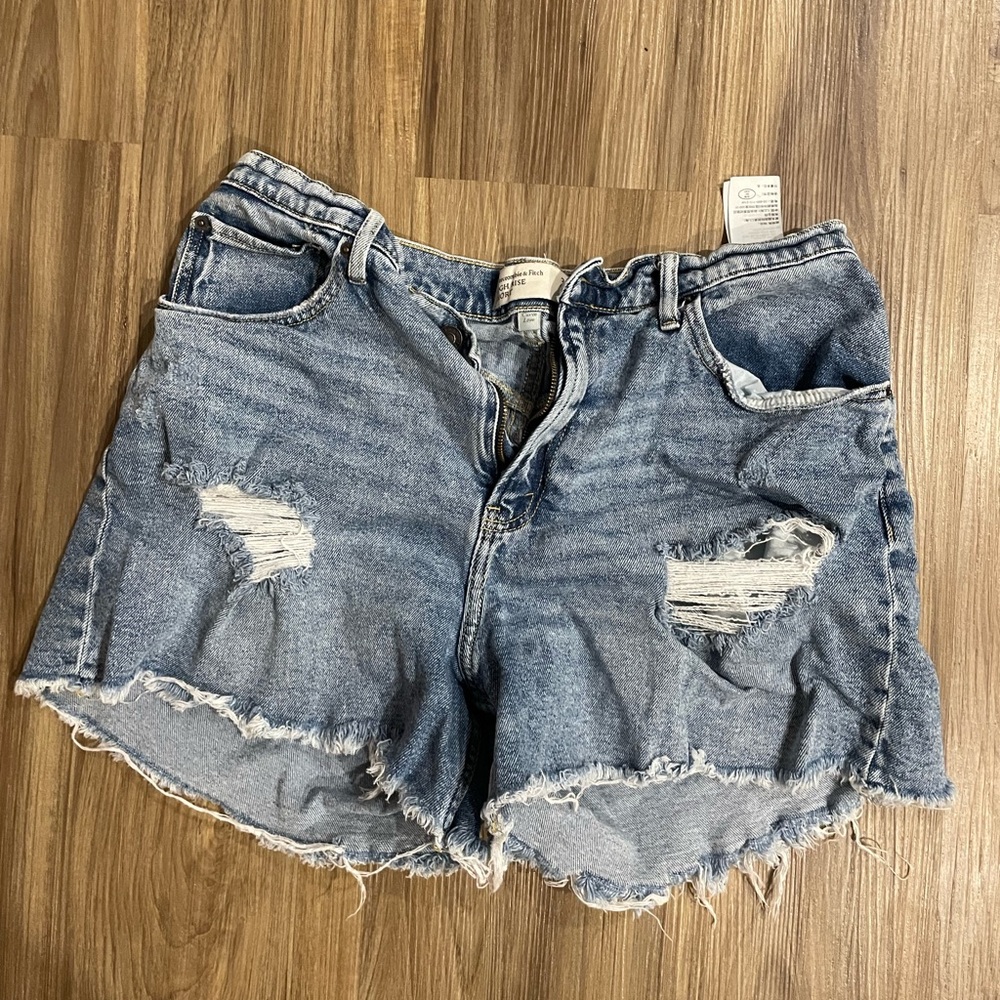 Abercrombie and Fitch Jean high rise shorts size 14